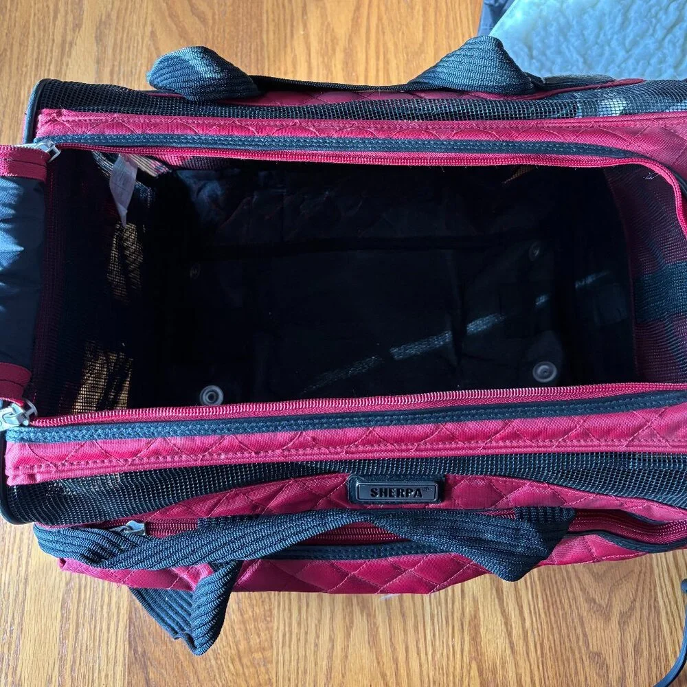 Sherpa Ultimate On Wheels Soft-Sided Pet Carrier – Medium (Red with Black Trim)